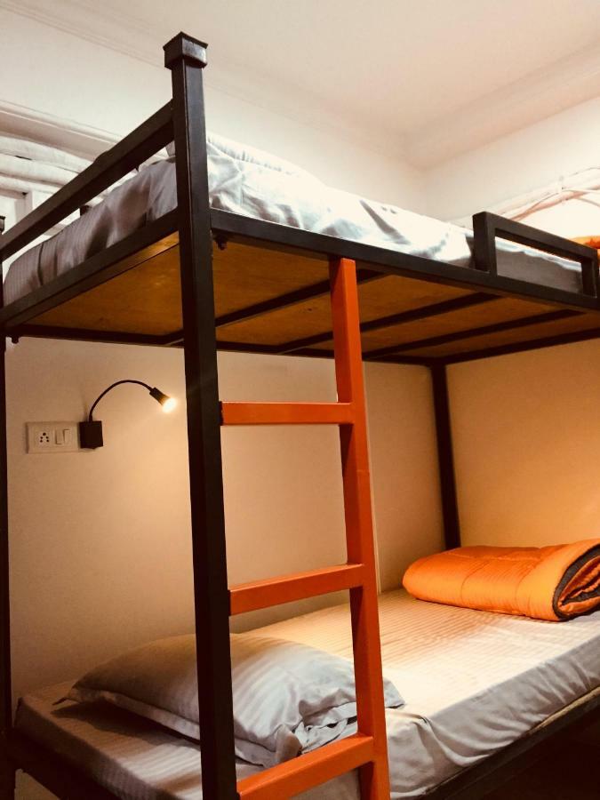 The Social Space Hostel Mumbai Exterior photo