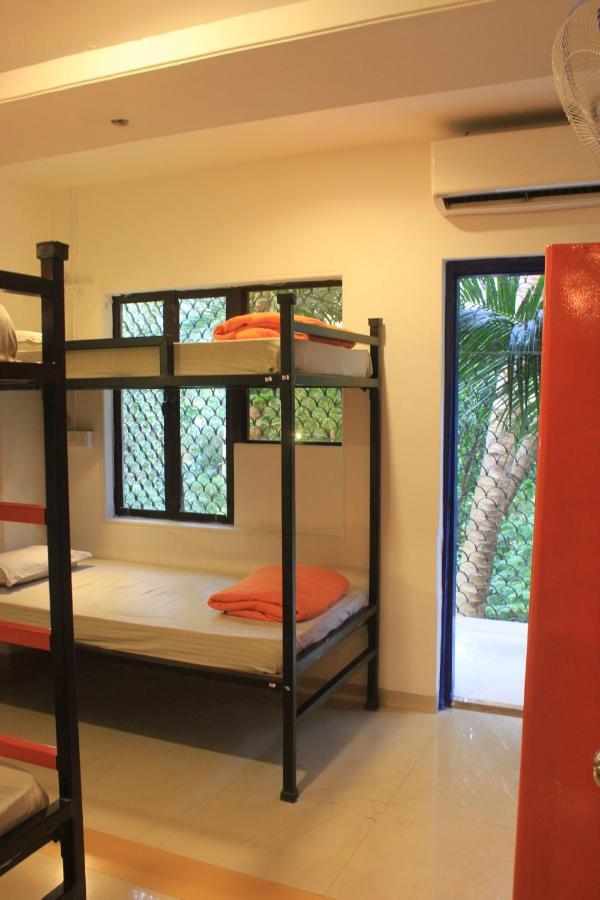 The Social Space Hostel Mumbai Exterior photo